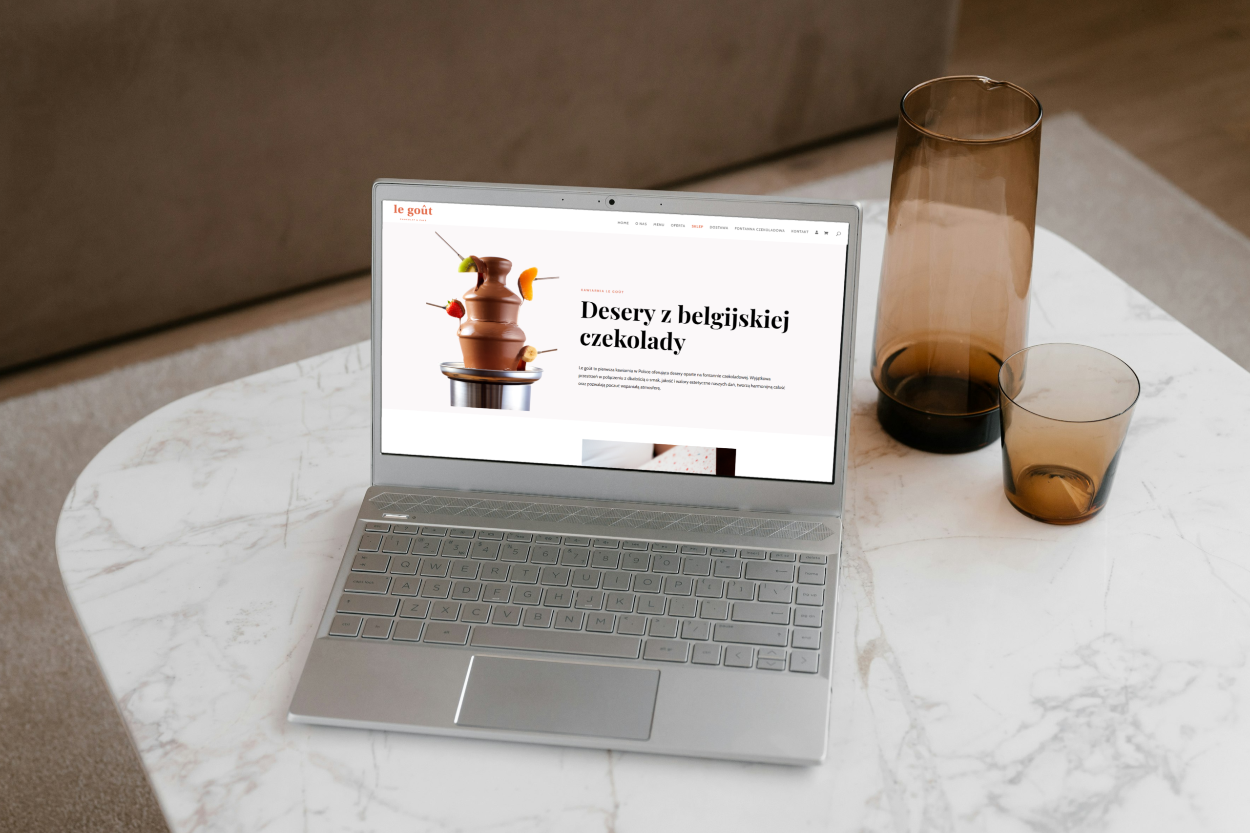 Le Goût — café website design example